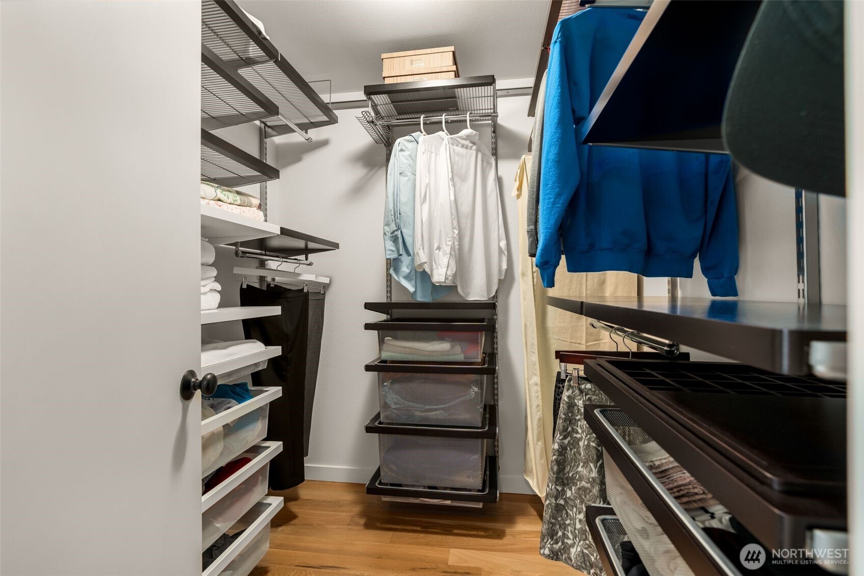 property viewer photo 23