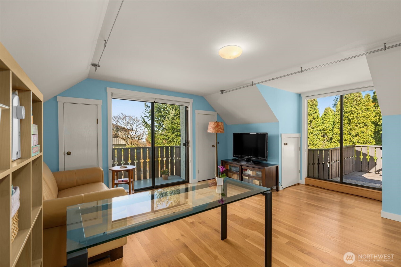 property viewer photo 27