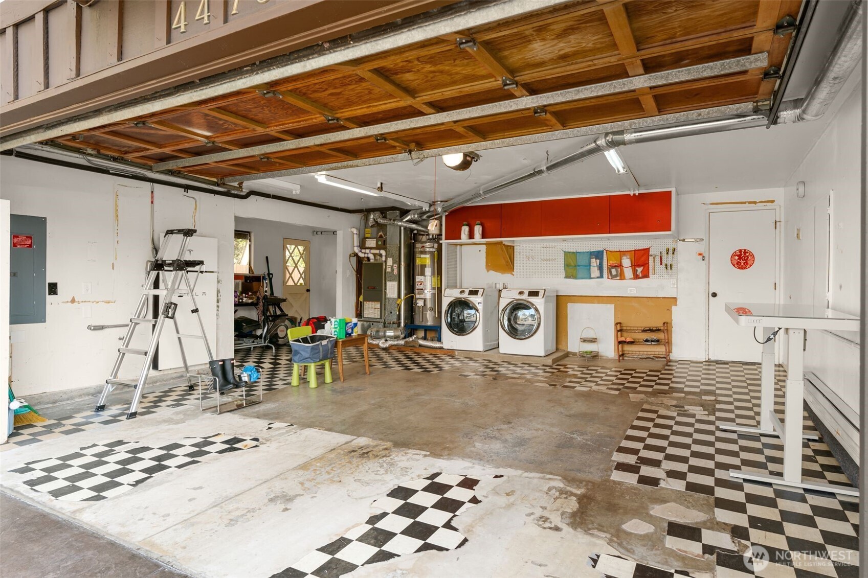 property viewer photo 31