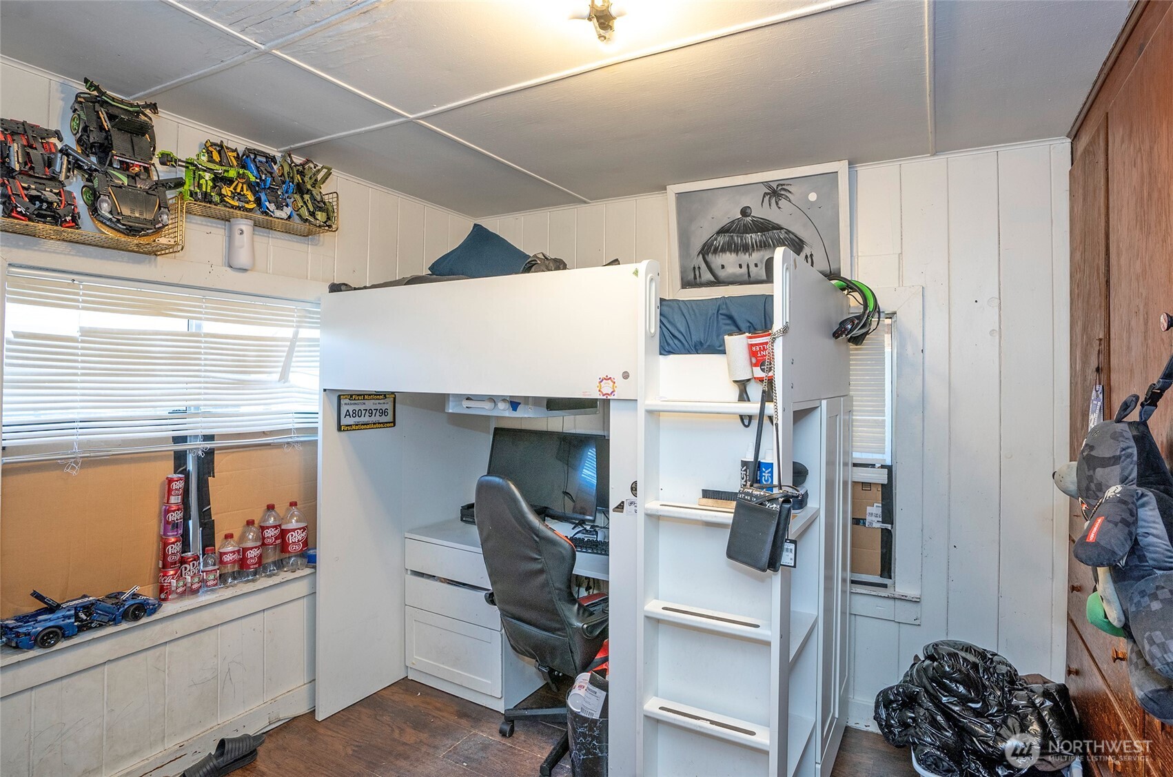main property photo 7