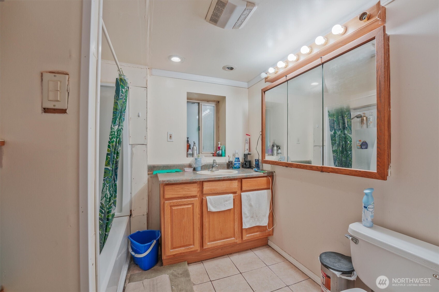 property viewer photo 20