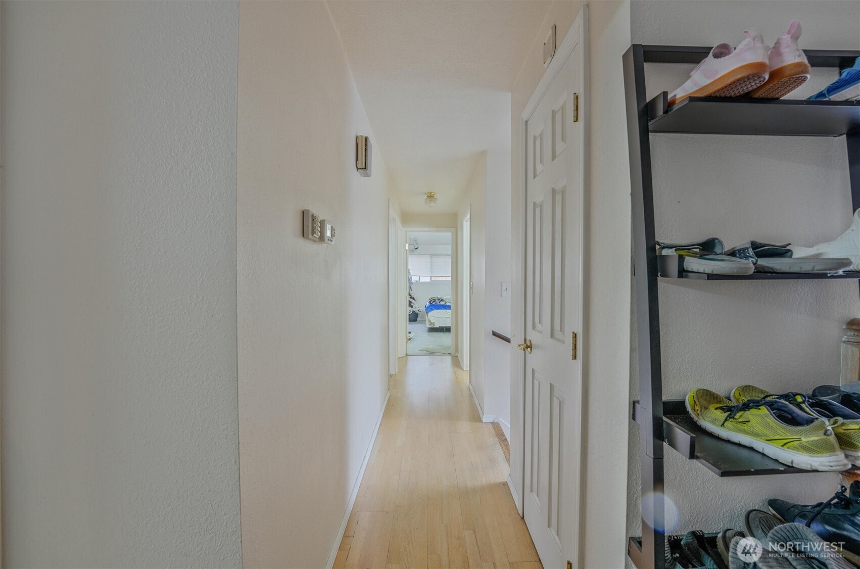 property viewer photo 7