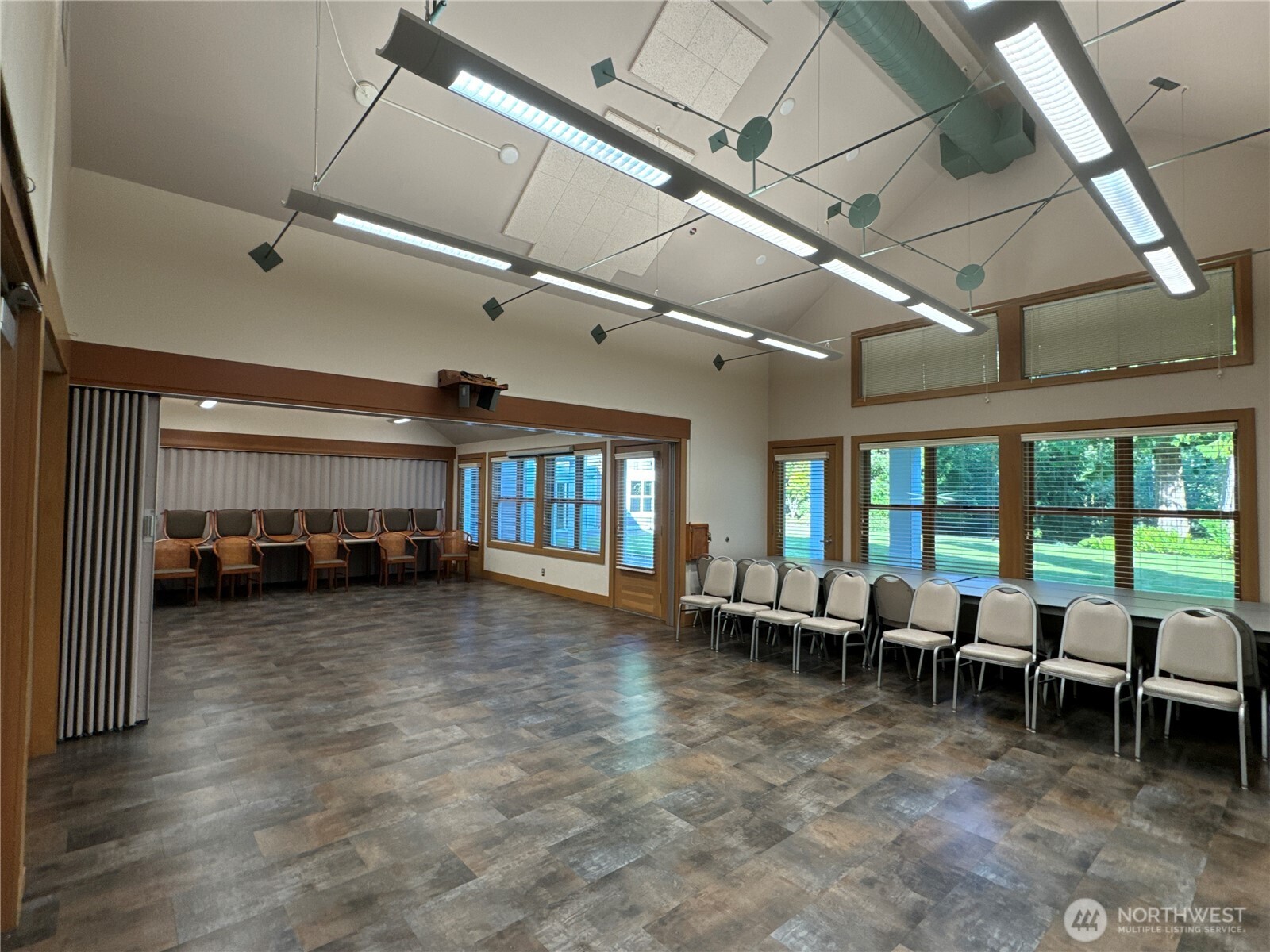 property viewer photo 25