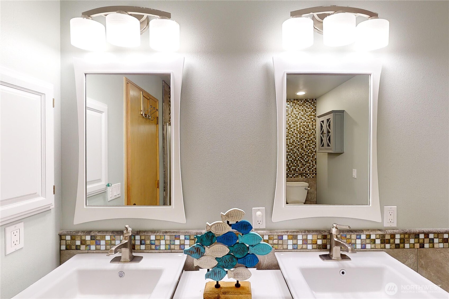 property viewer photo 7
