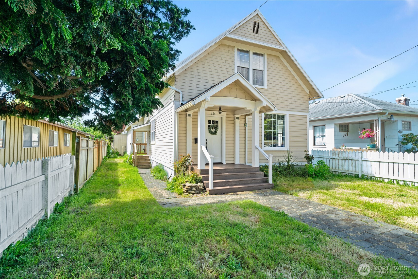 main property photo 31