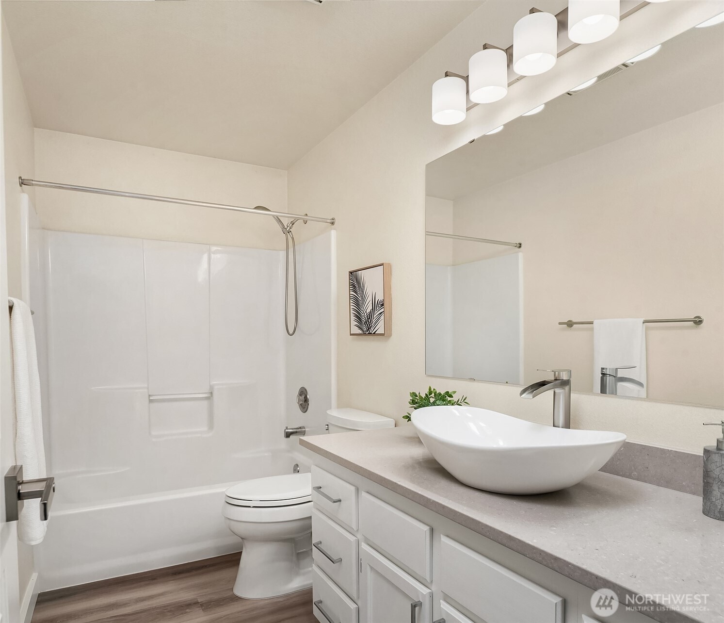 property viewer photo 14