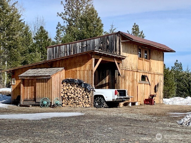 main property photo 26
