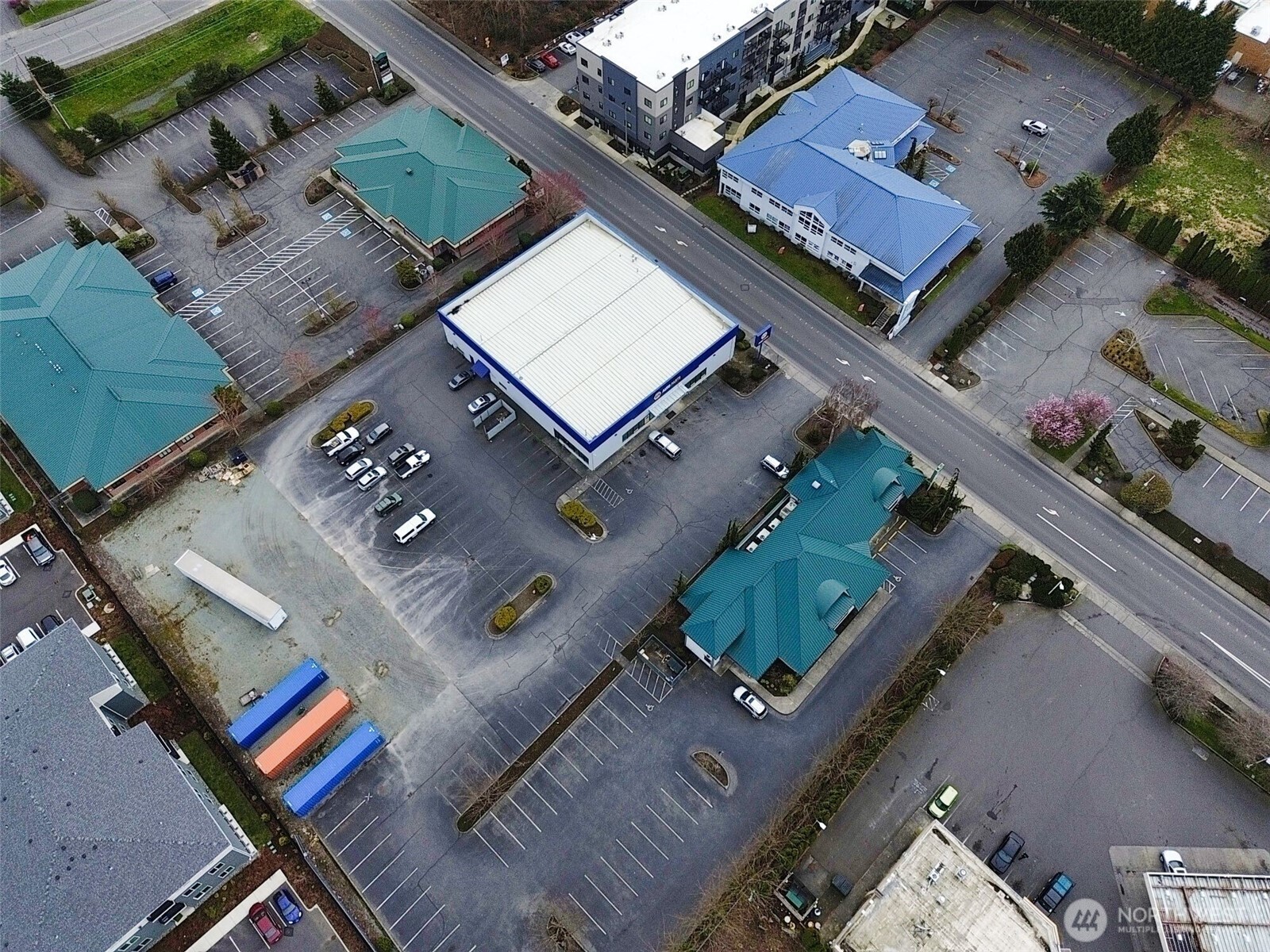 main property photo 13