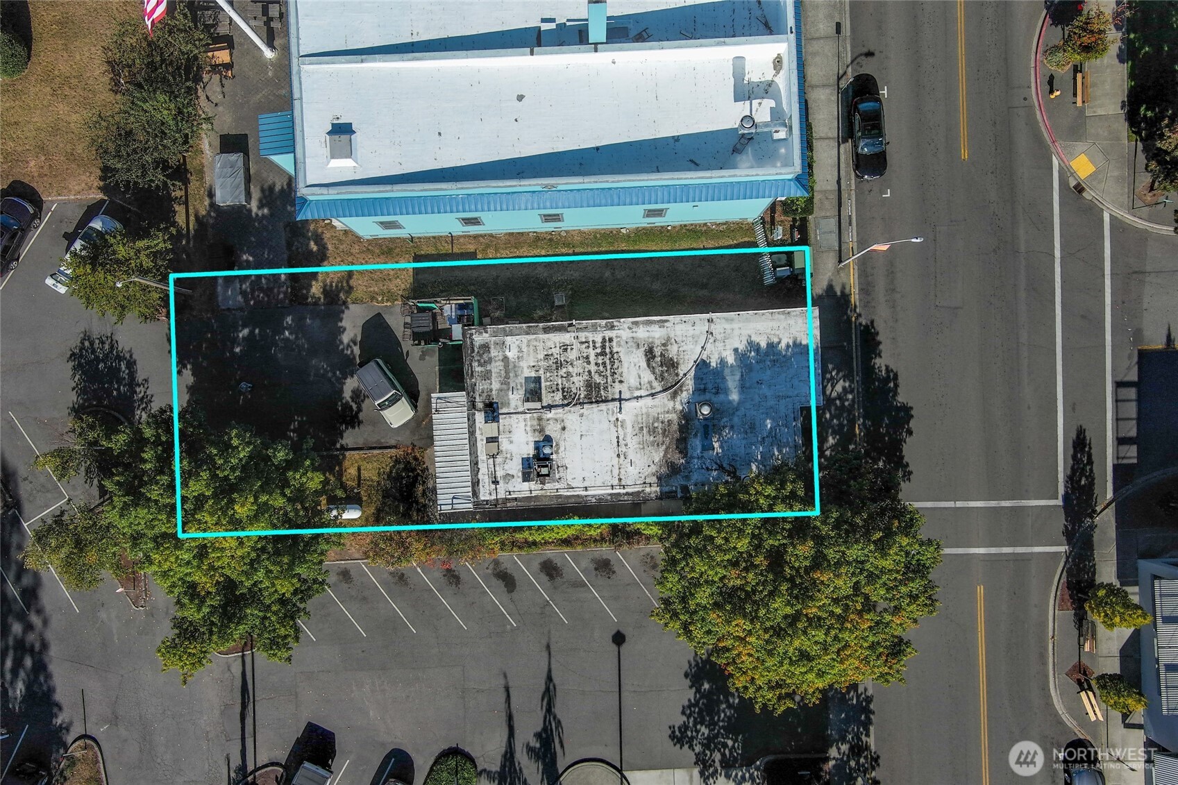 main property photo 6