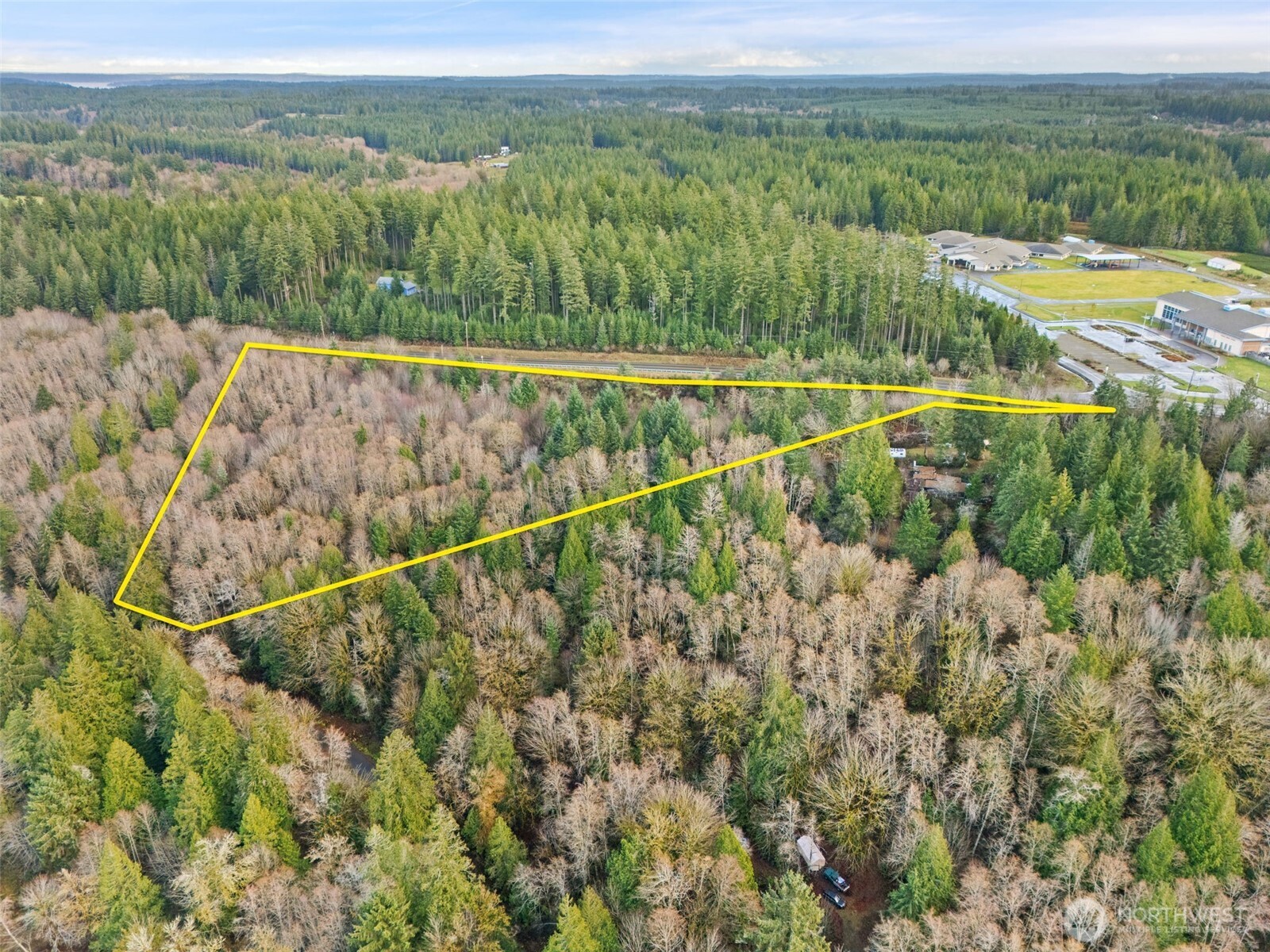 main property photo 5