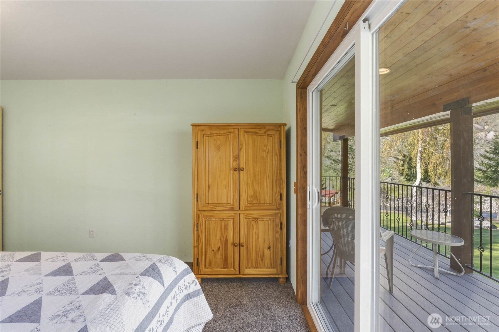 main property photo 16