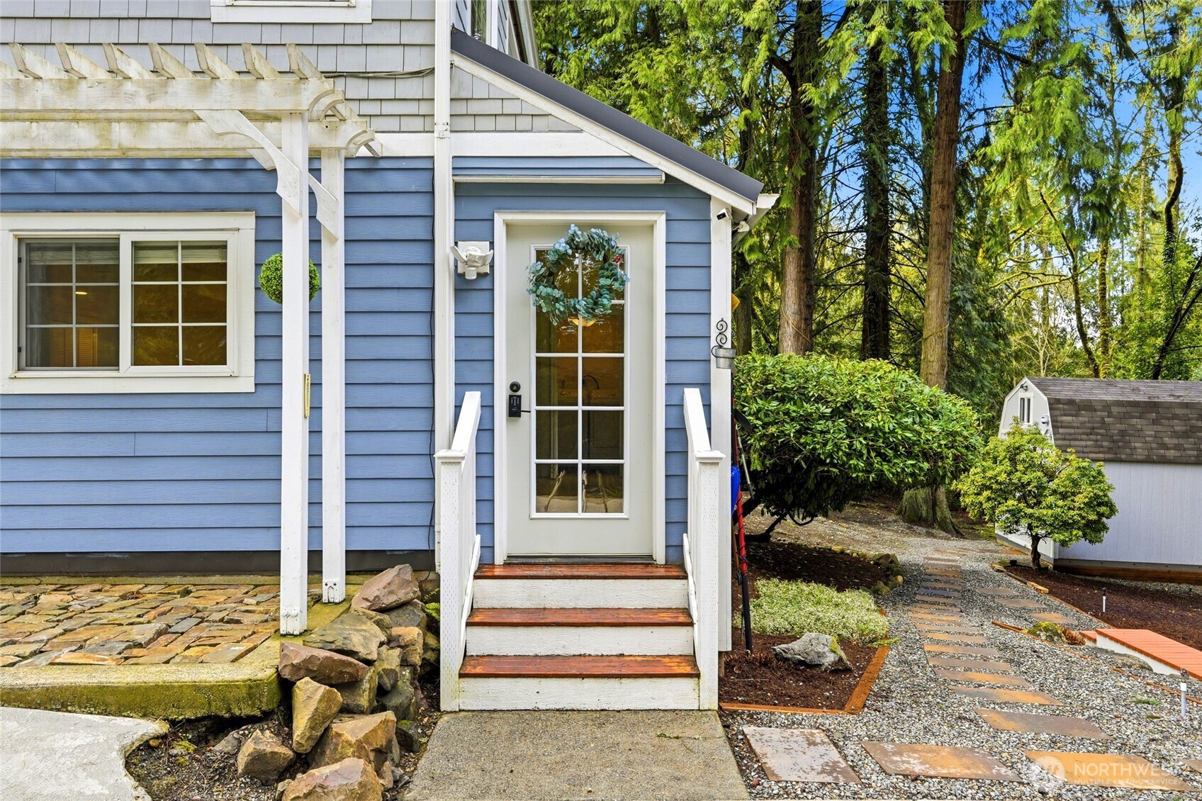 main property photo 21