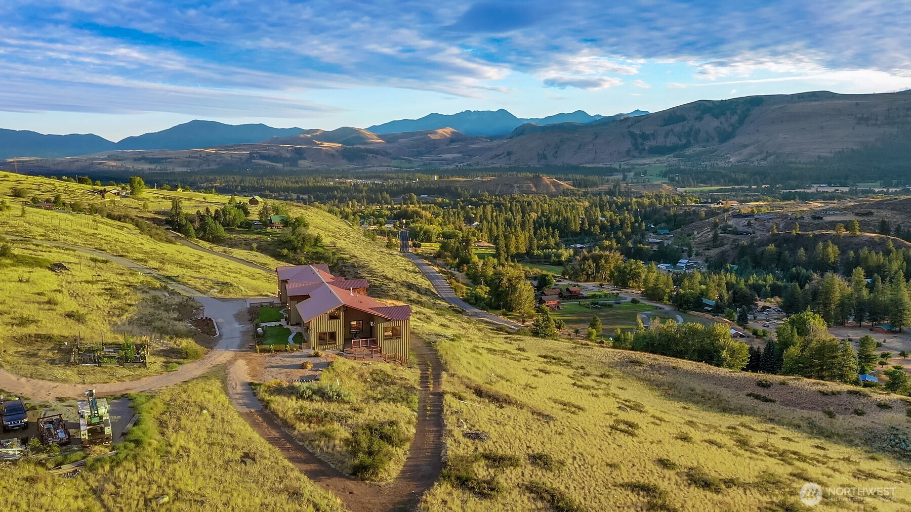 main property photo 32