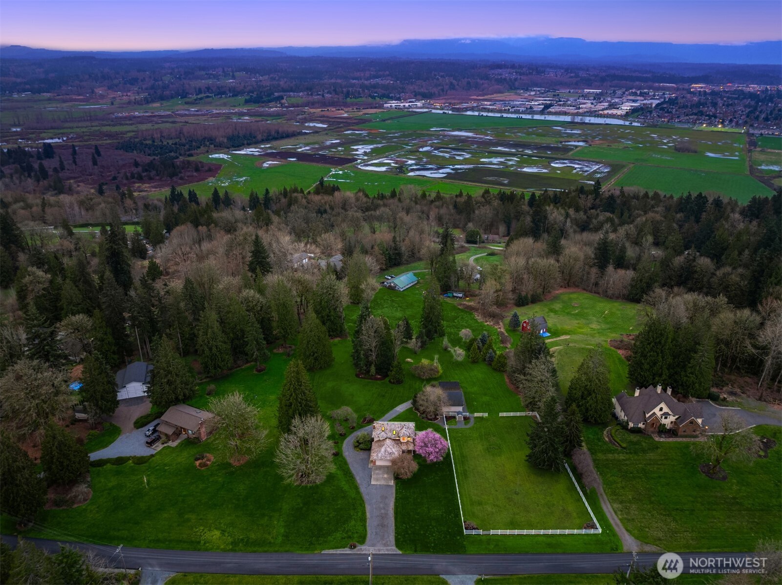 main property photo 32