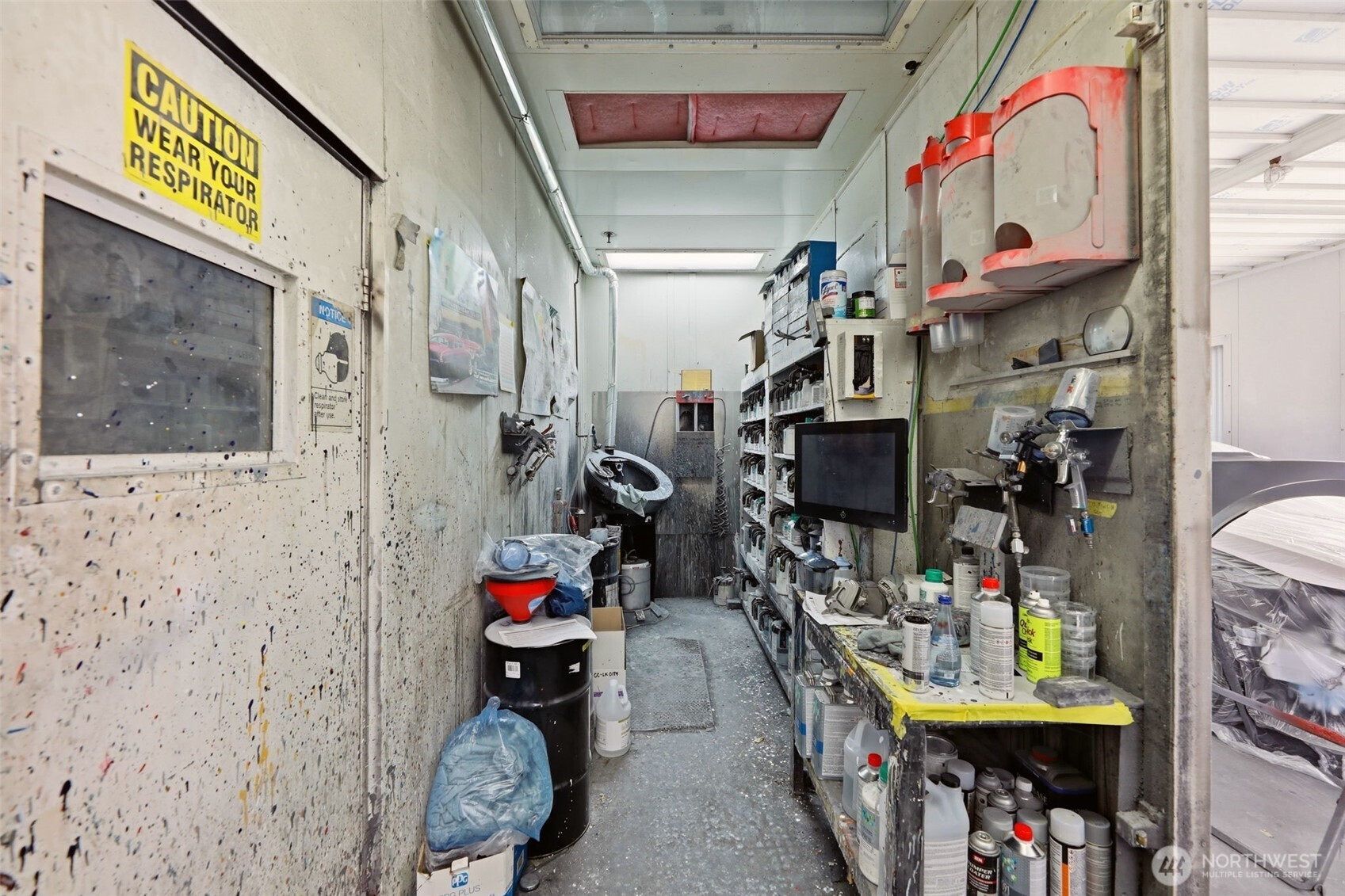 main property photo 10