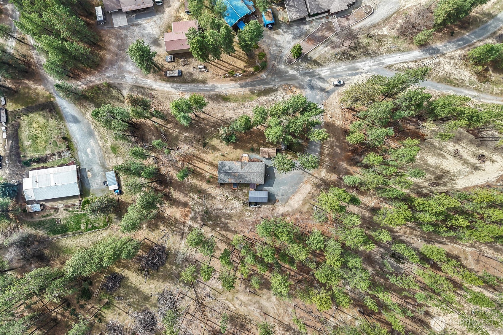 main property photo 35
