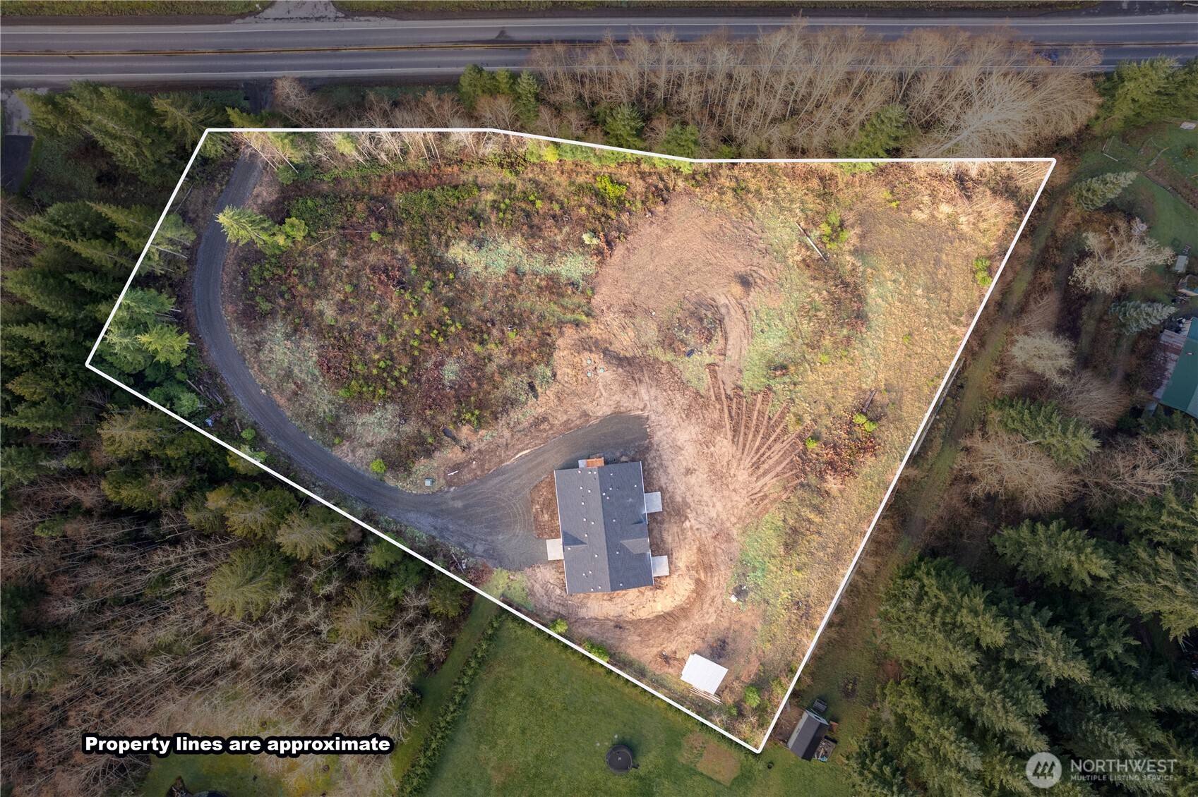 main property photo 30