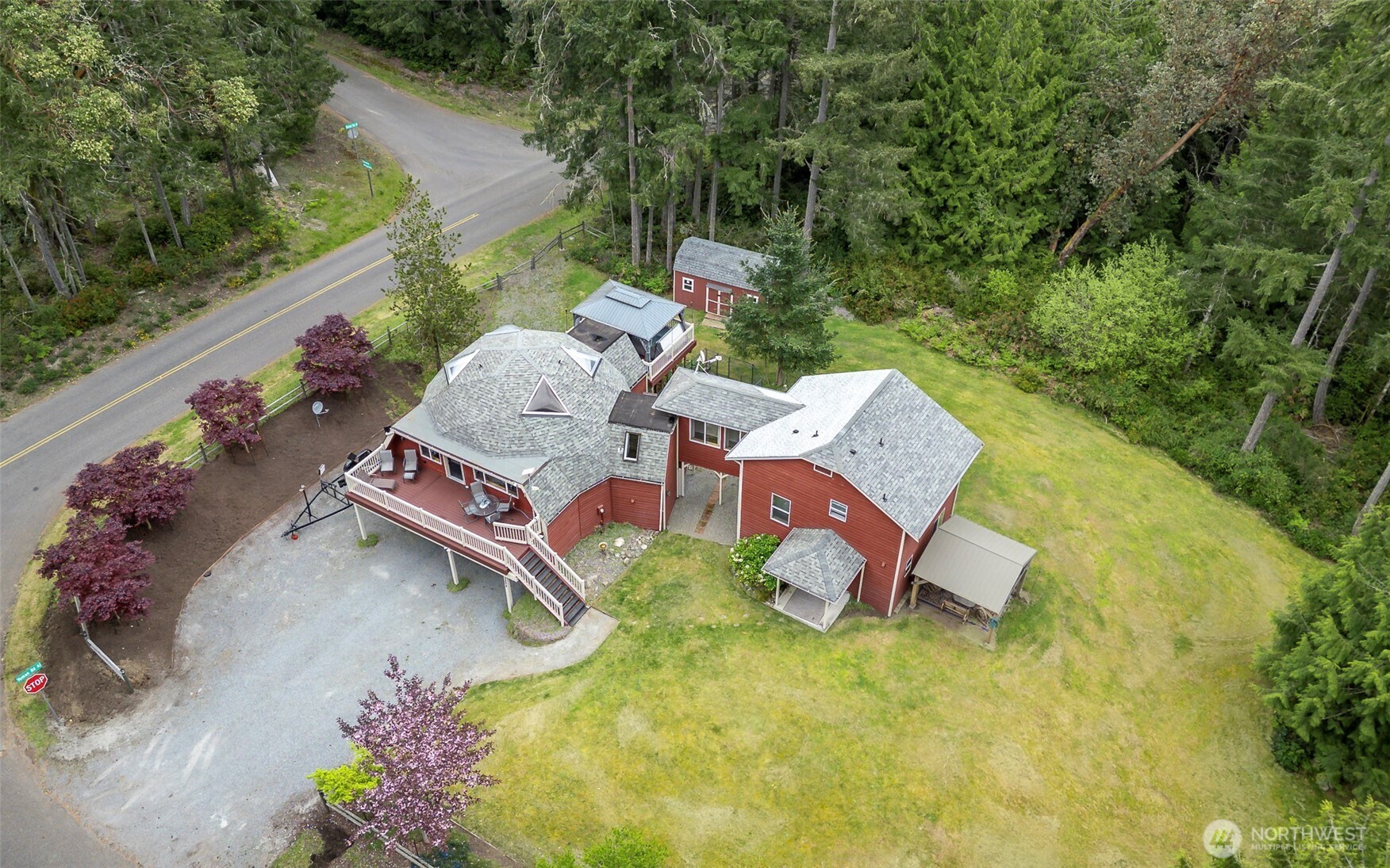 main property photo 36