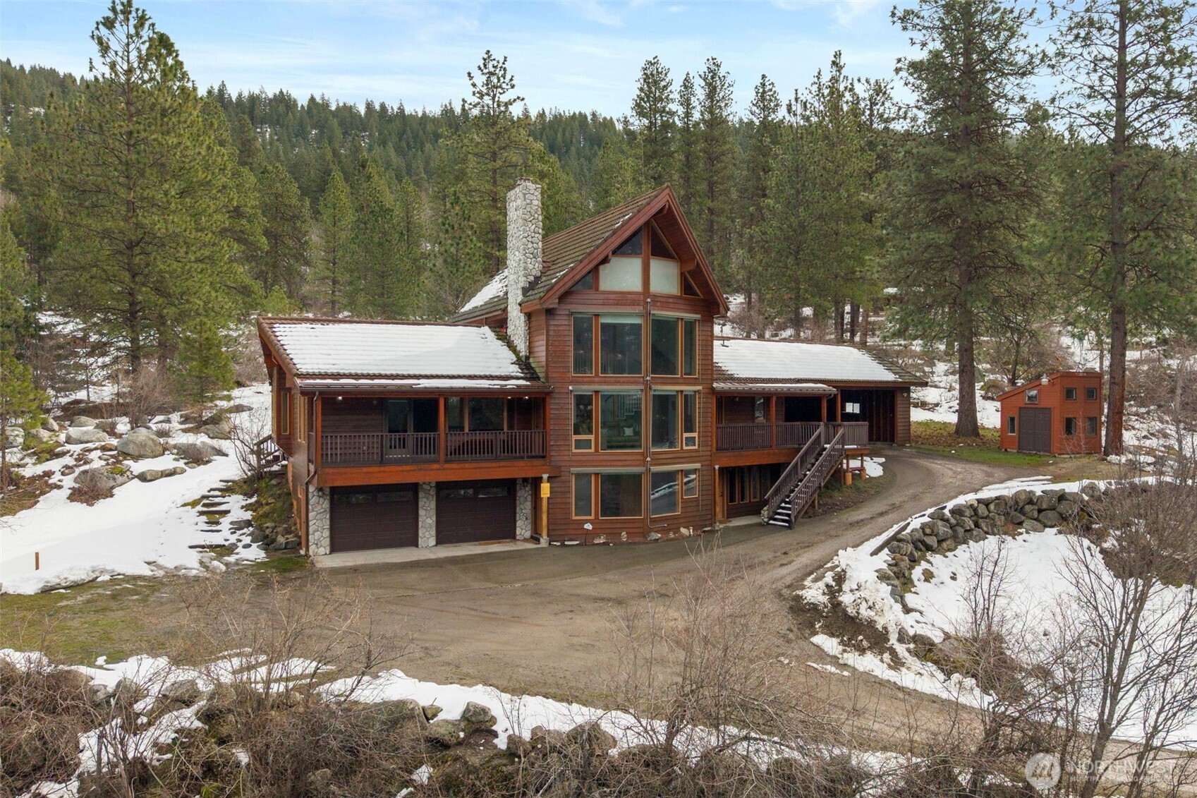 main property photo 37