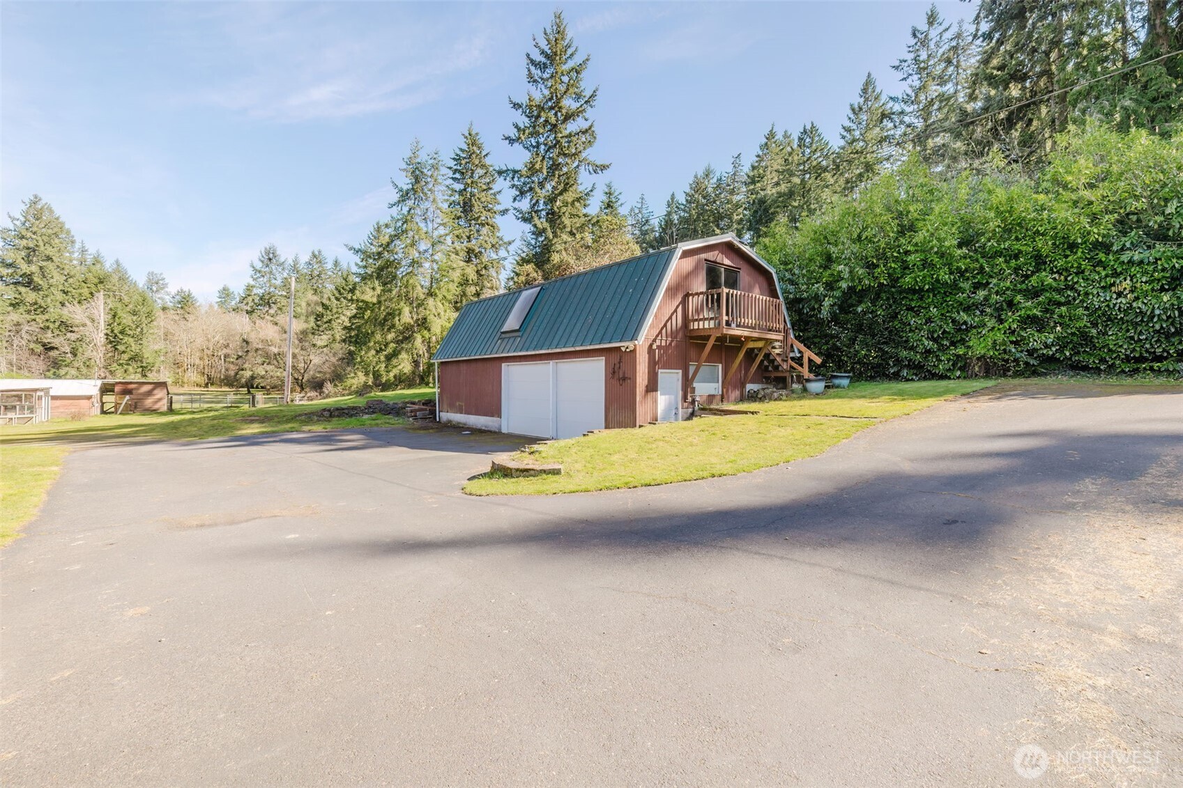 main property photo 37