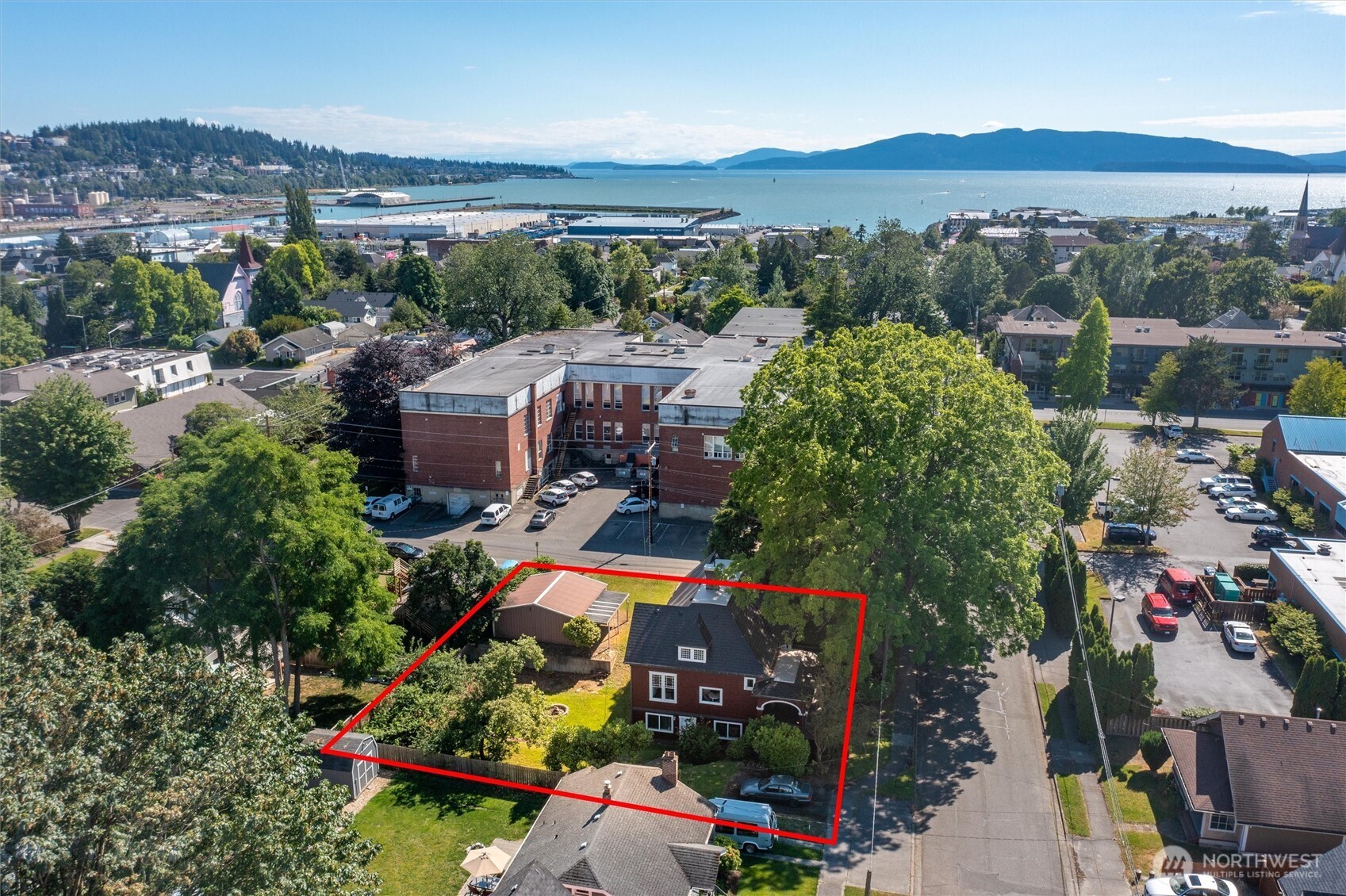 main property photo 36