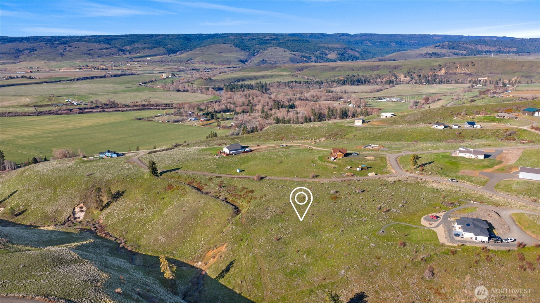 main property photo 26