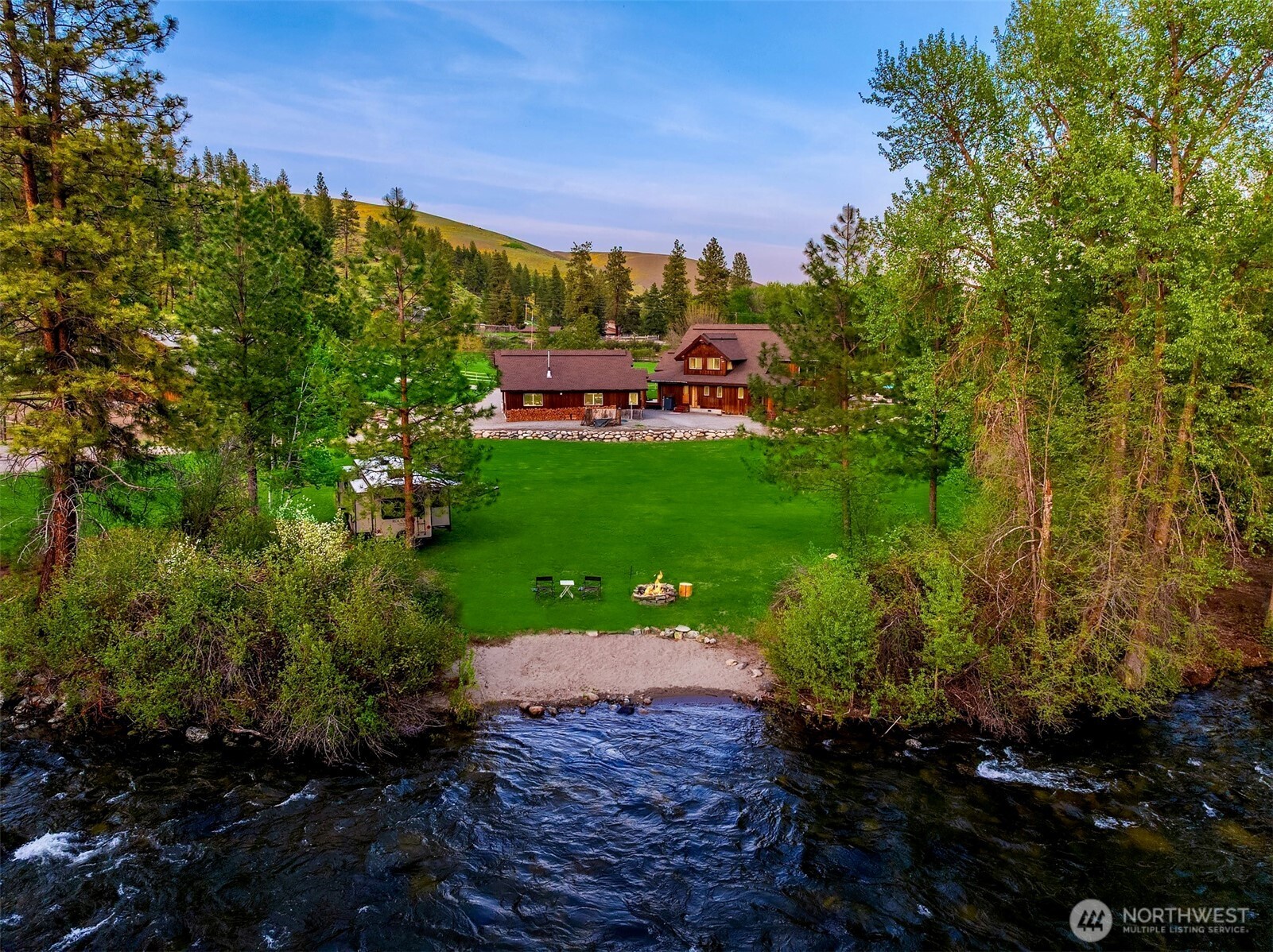 main property photo 34