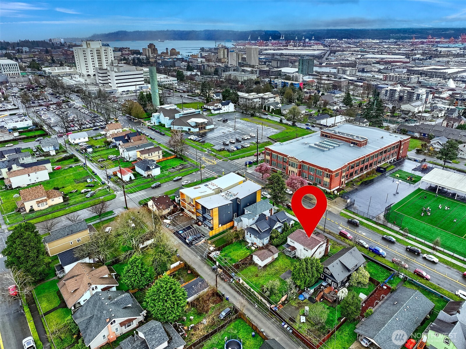 main property photo 3