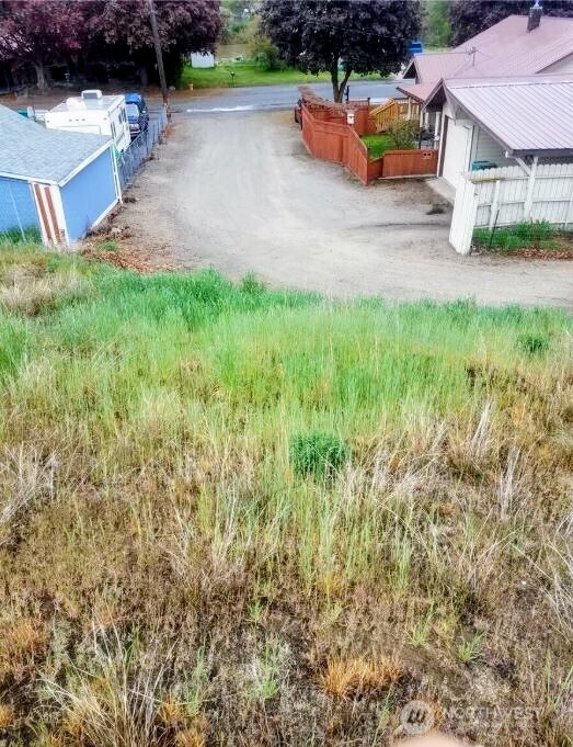 main property photo 14