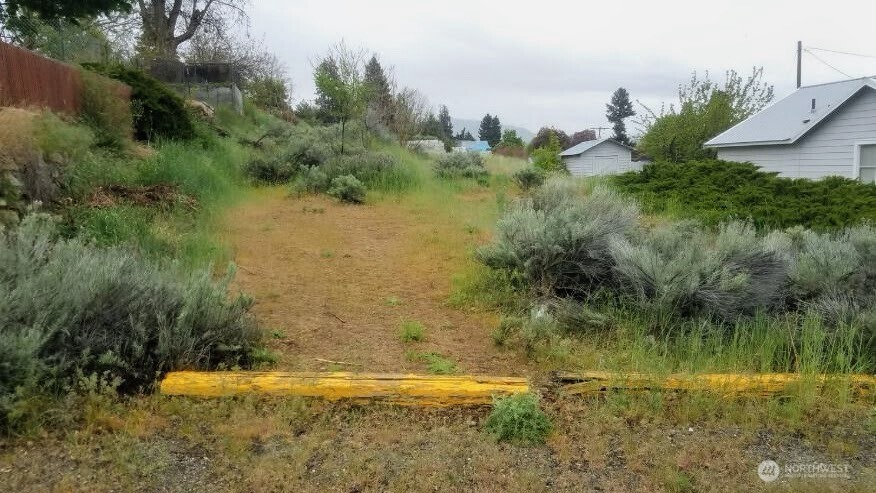 main property photo 6