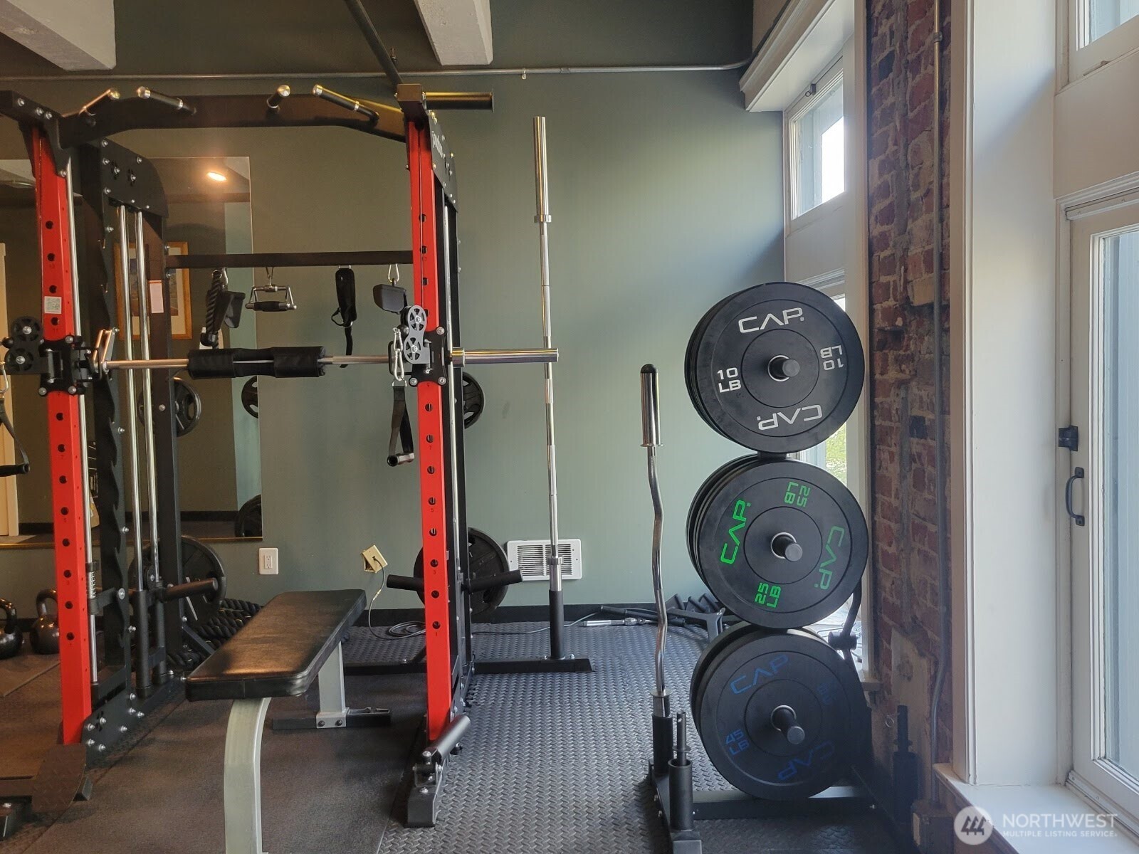 main property photo 27