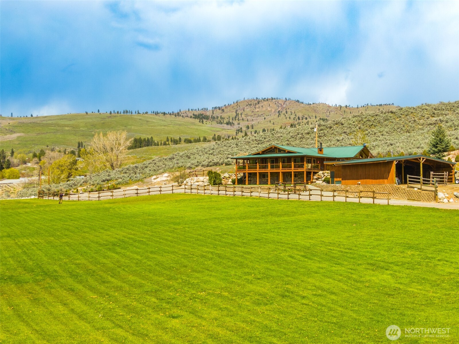 main property photo 10