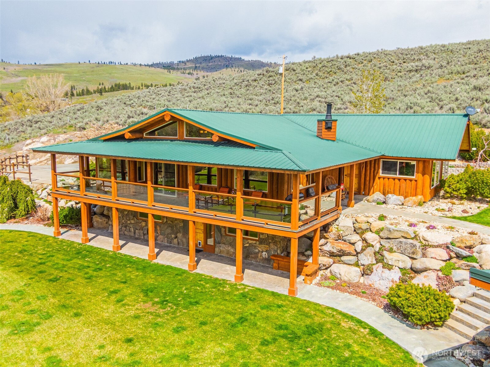 main property photo 4