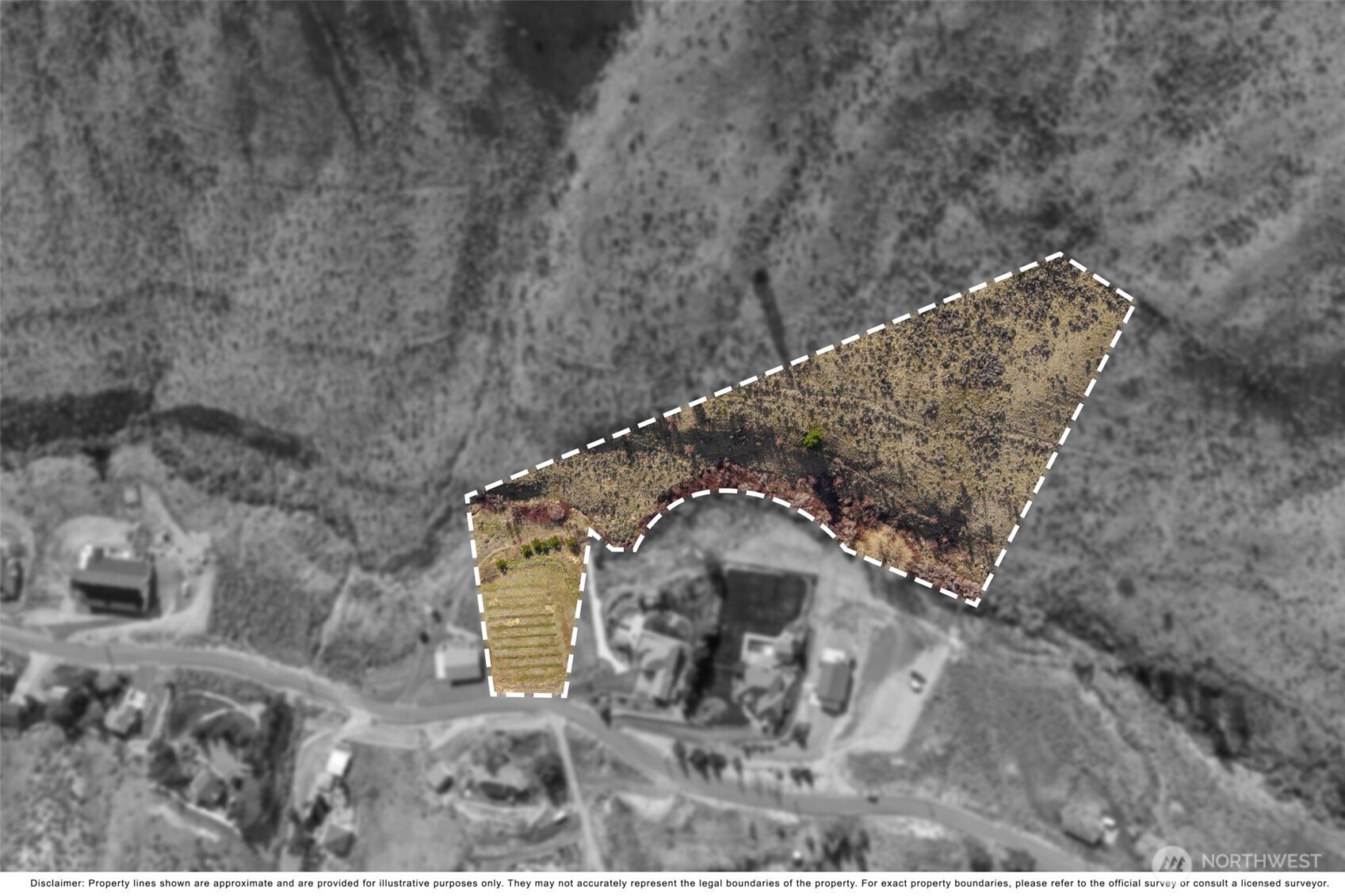 main property photo 17