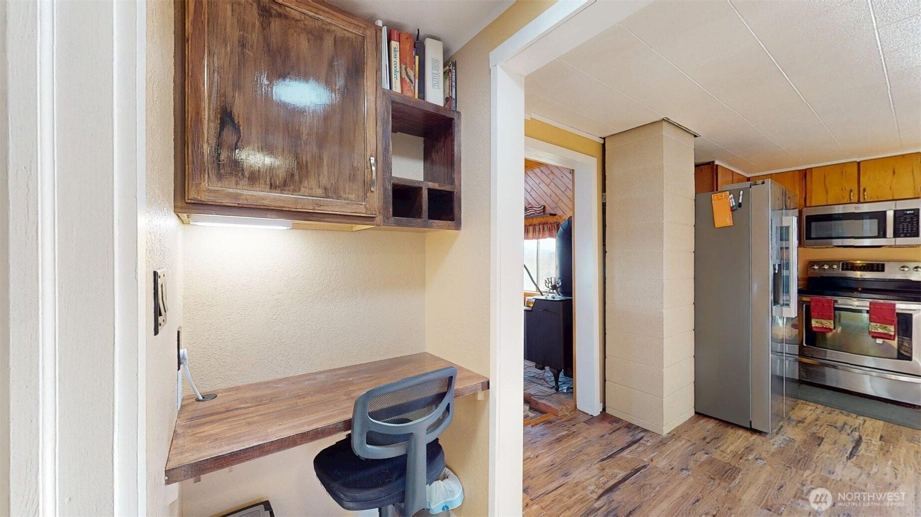 main property photo 15