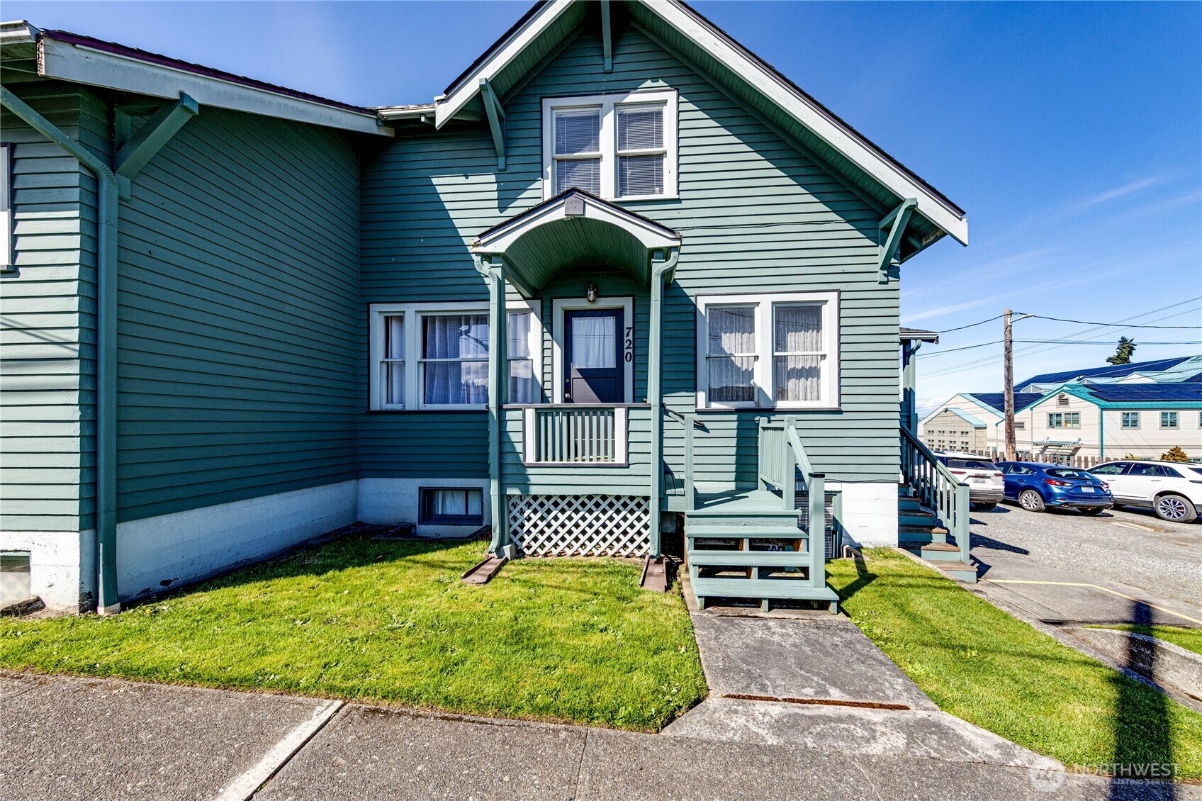 main property photo 2