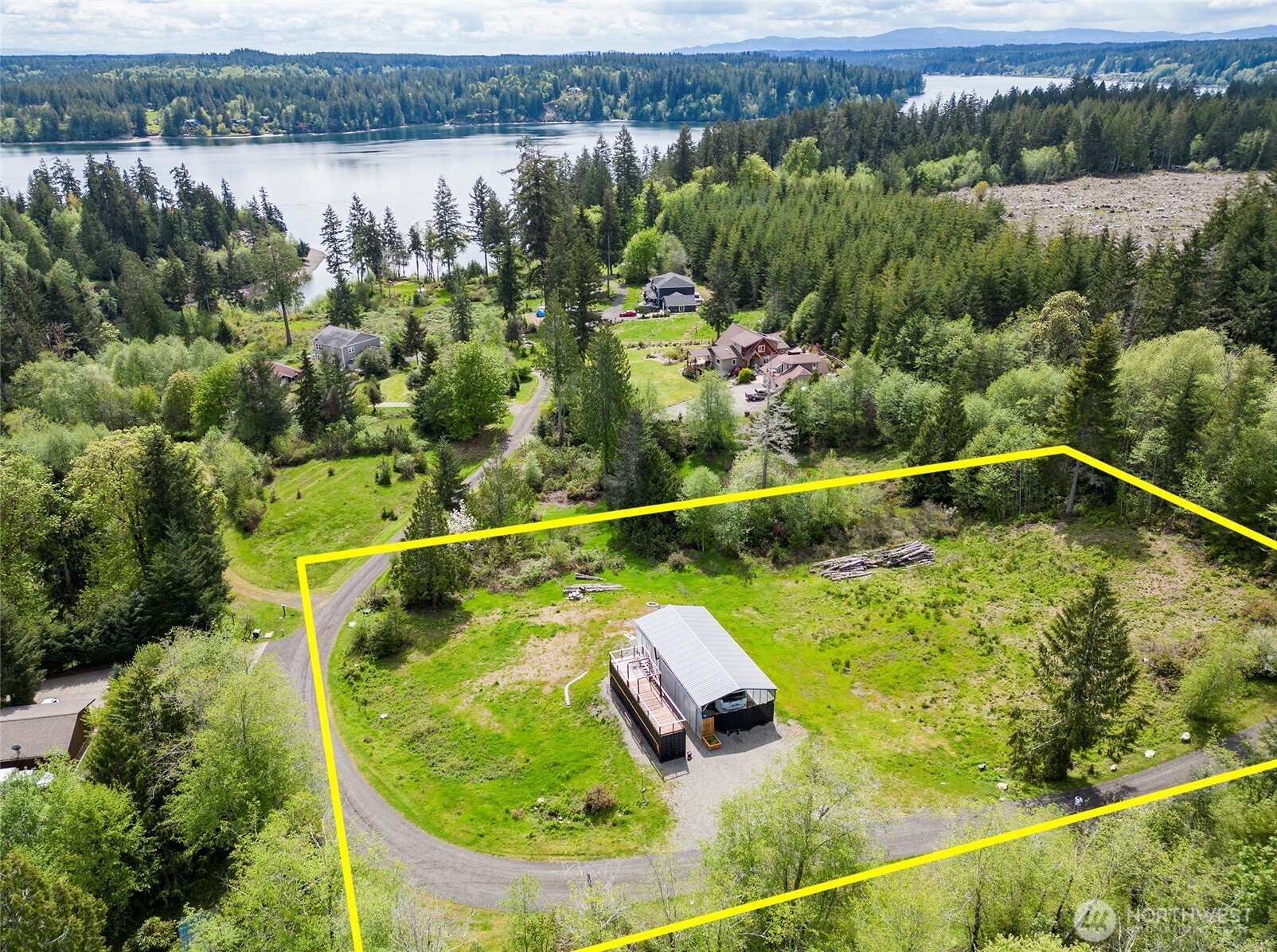 main property photo 5
