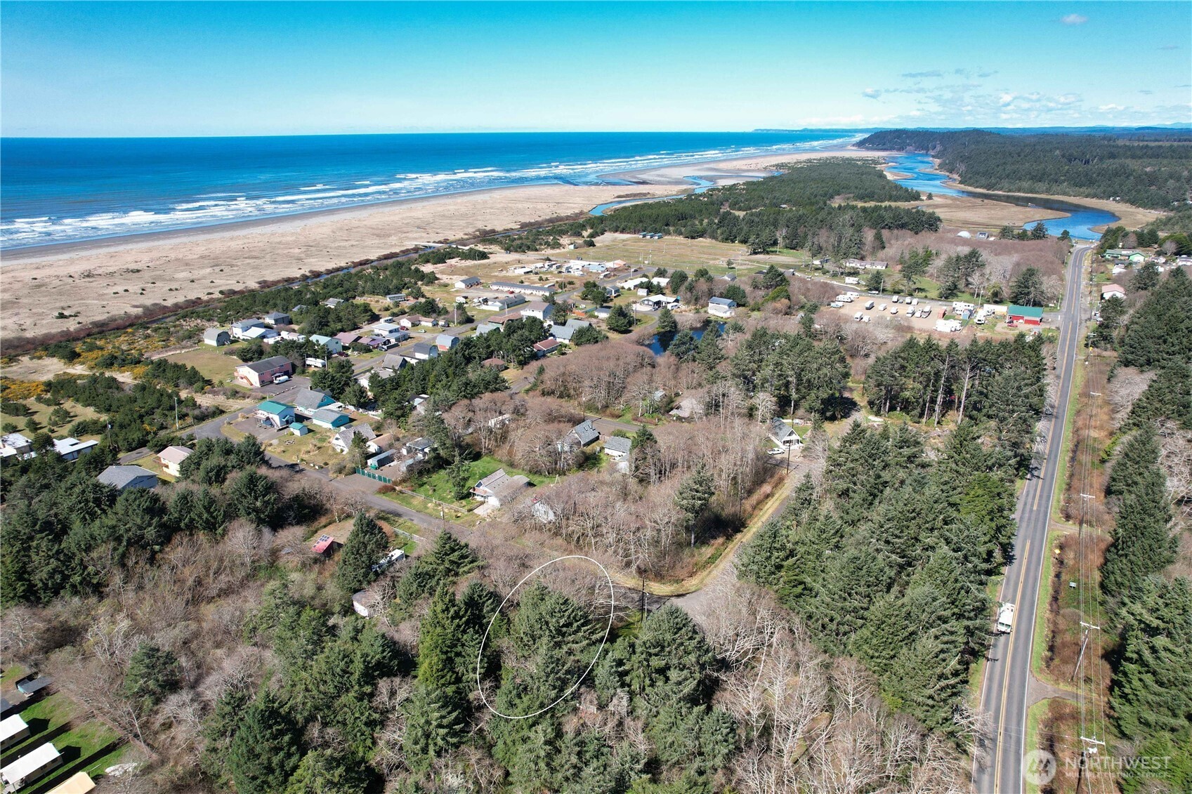 main property photo 5