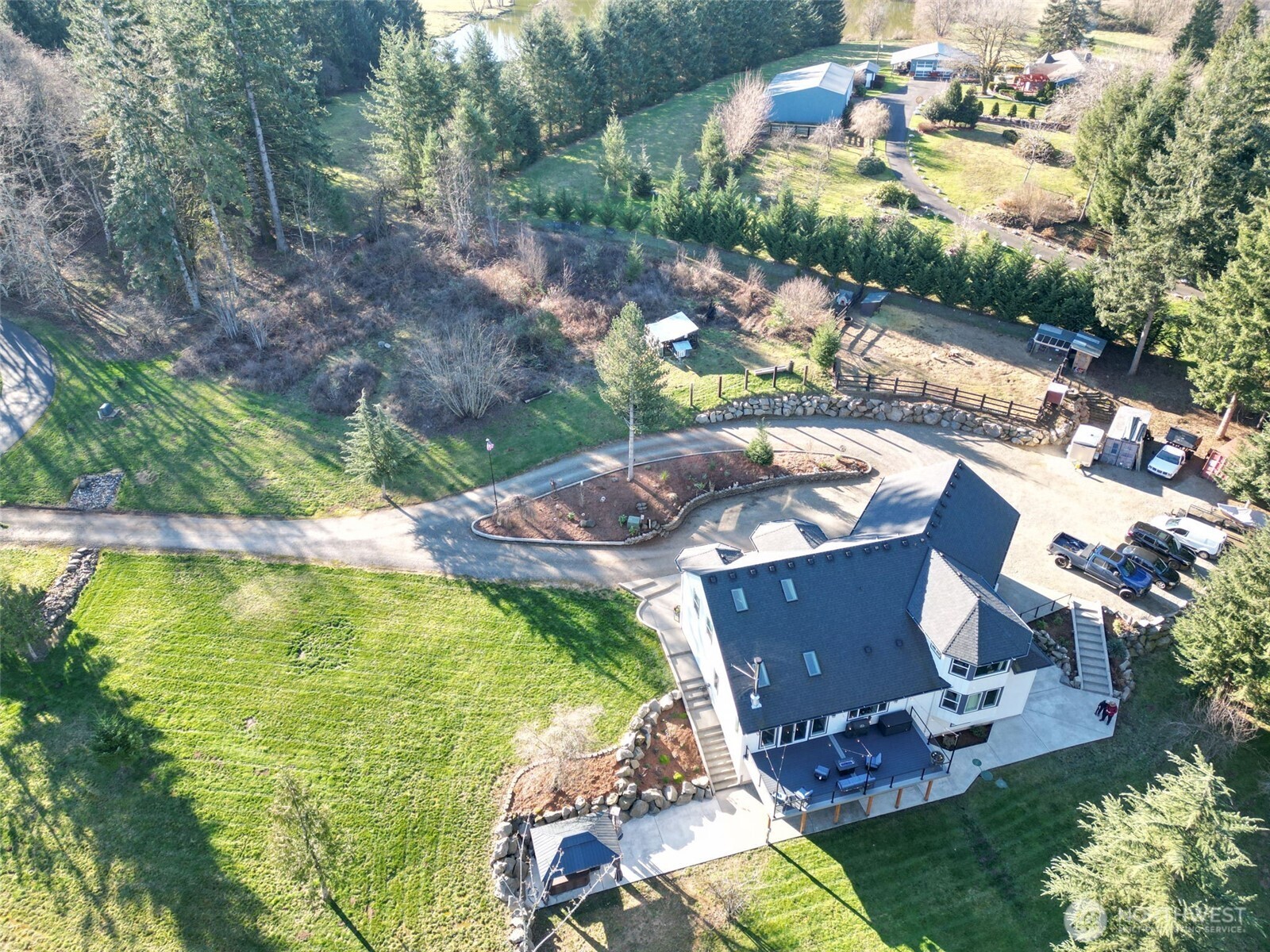 main property photo 38