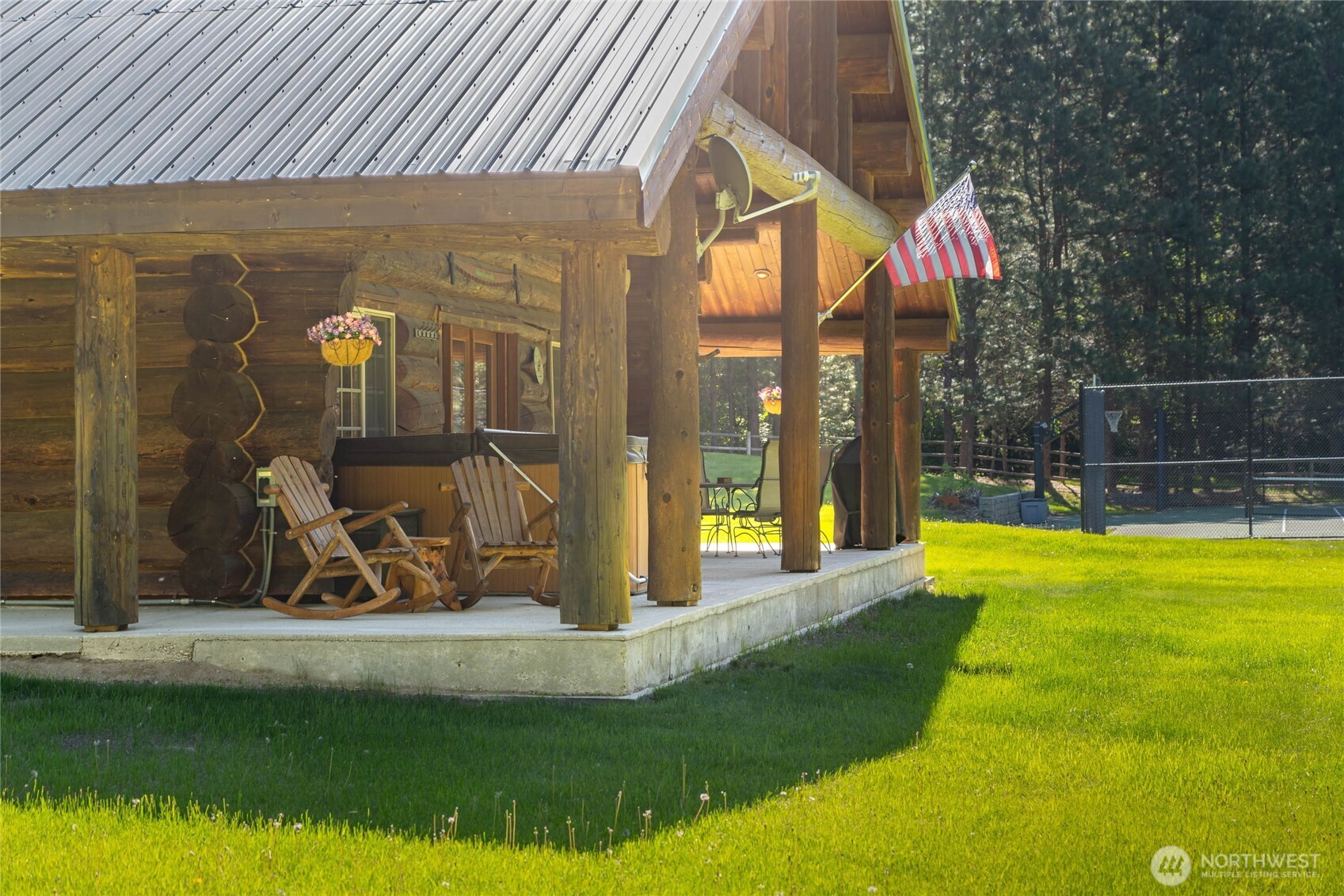 main property photo 11