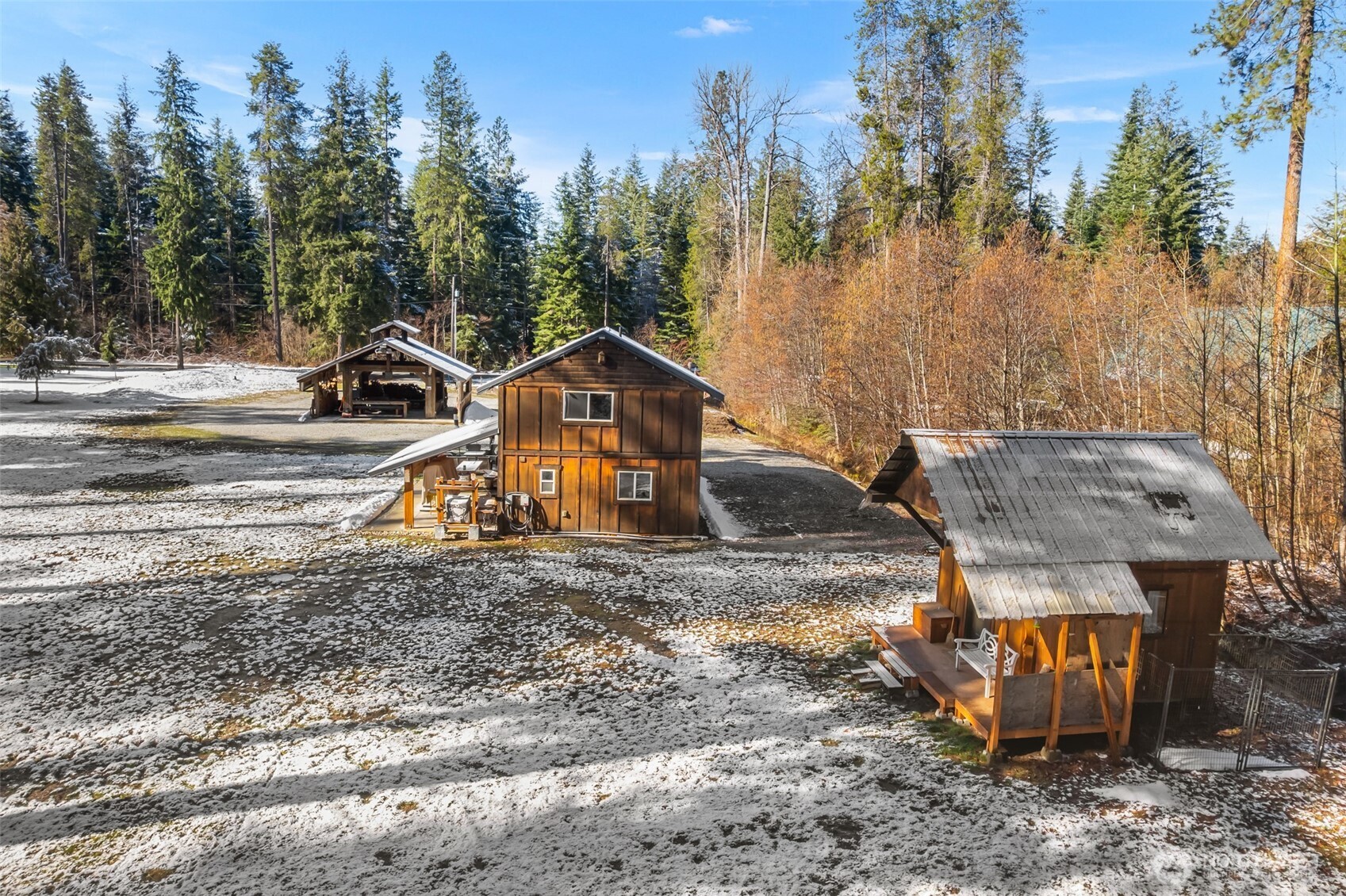 main property photo 34