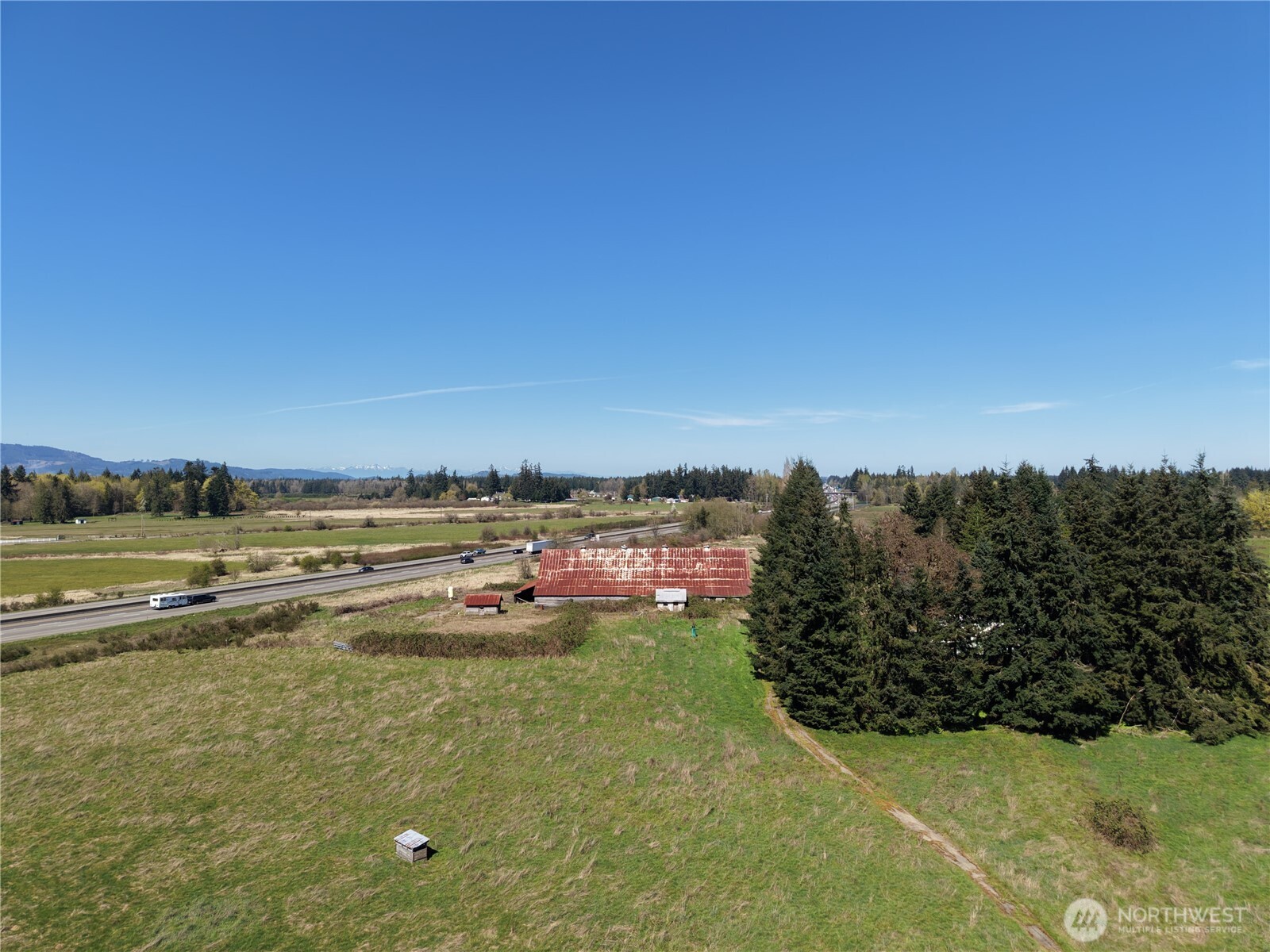 main property photo 13