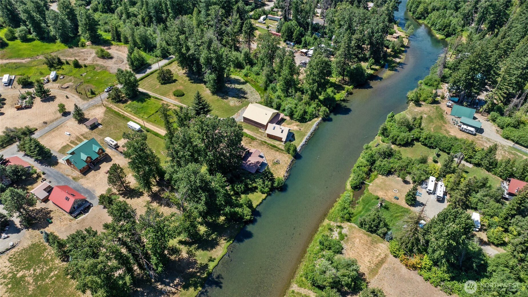 main property photo 31