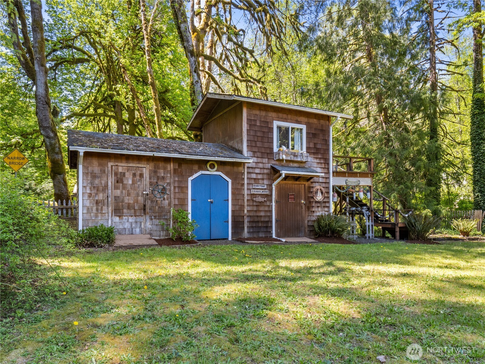 main property photo 17