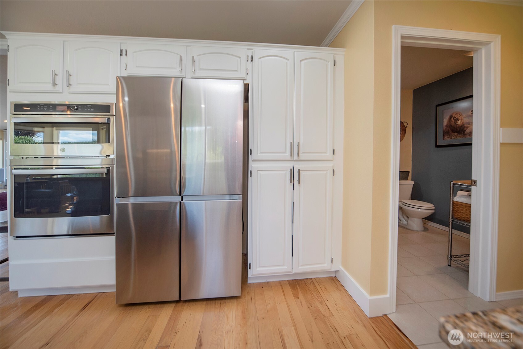 main property photo 12