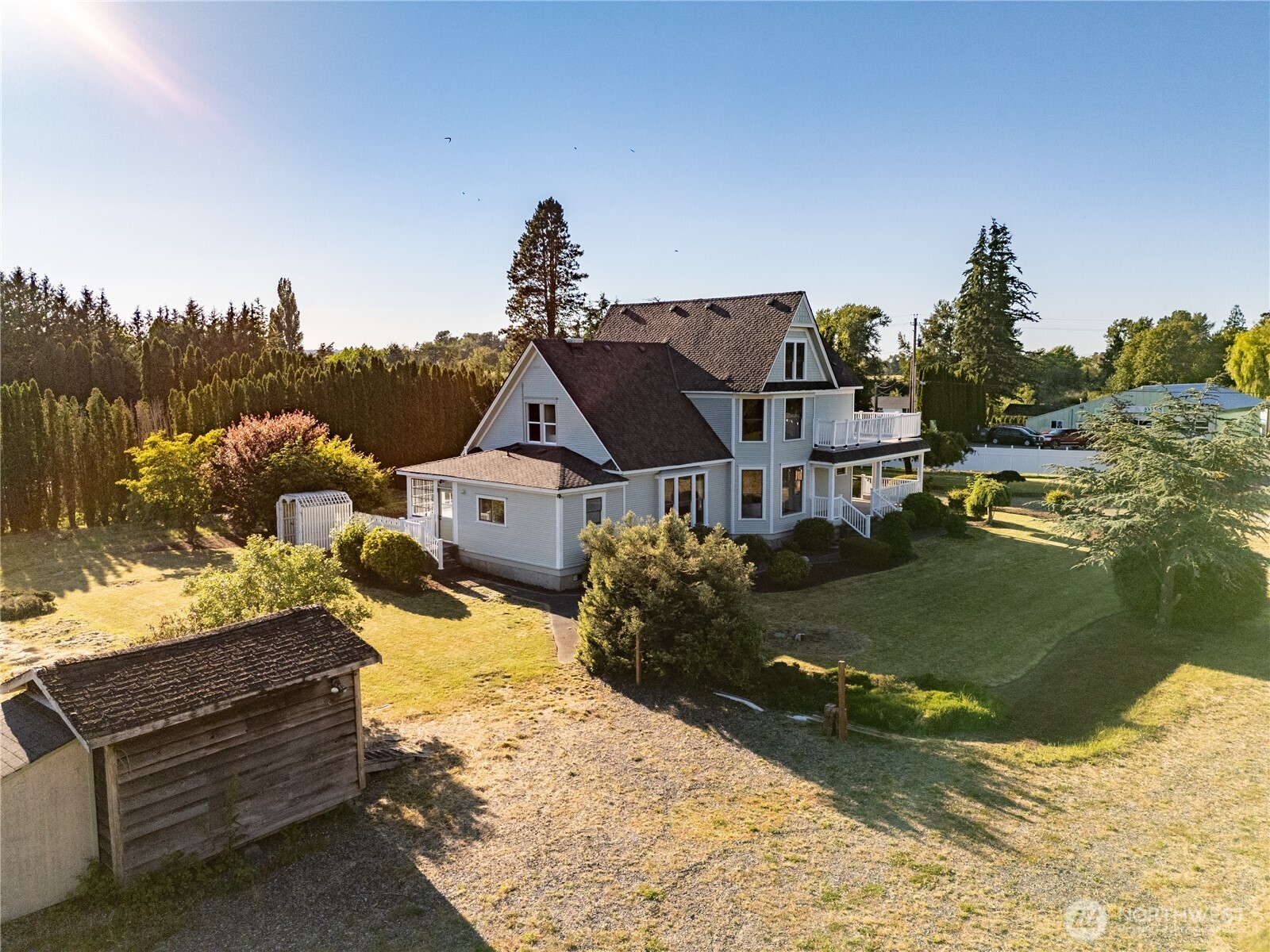 main property photo 36