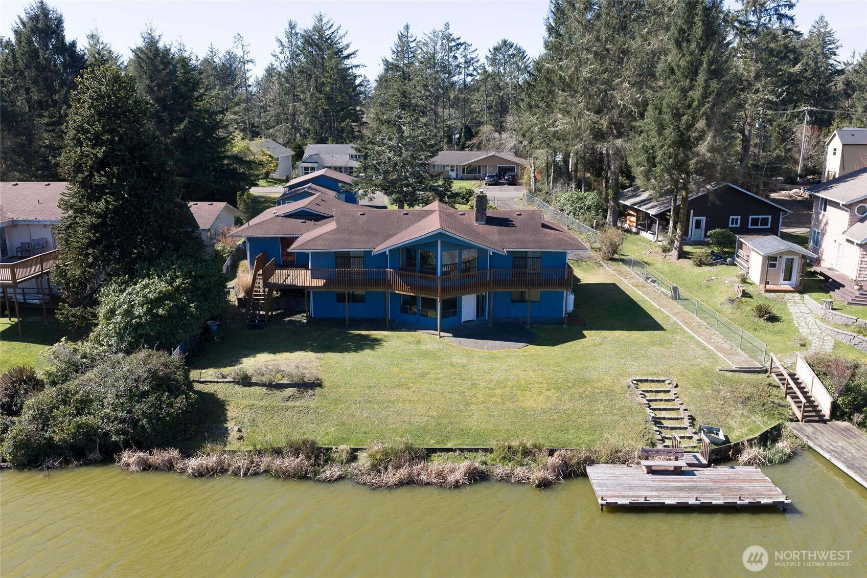 main property photo 38
