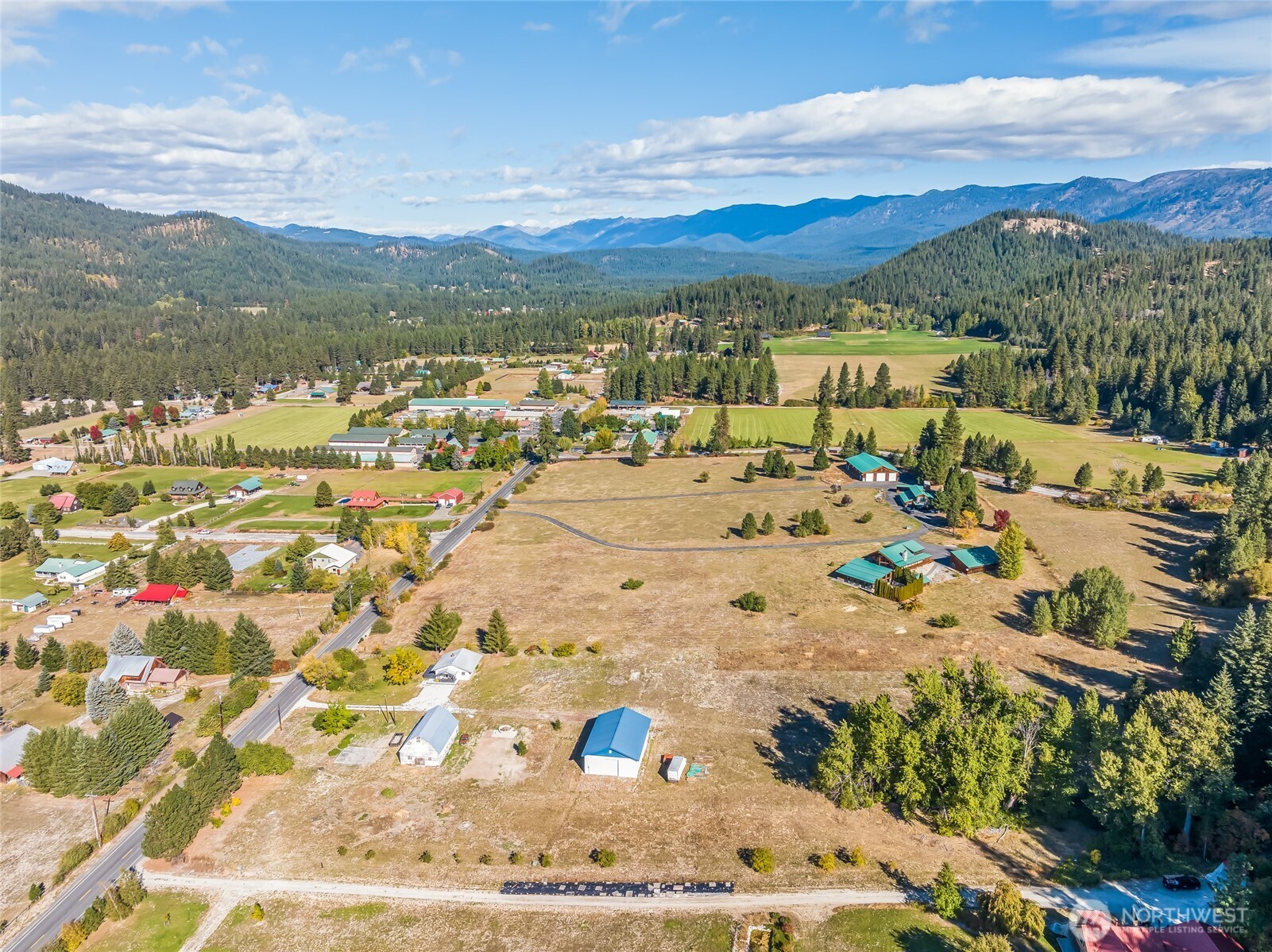 main property photo 13