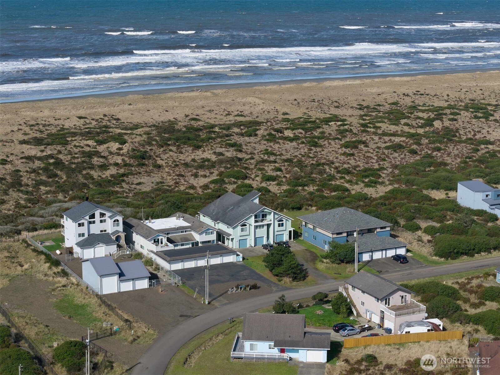 main property photo 38