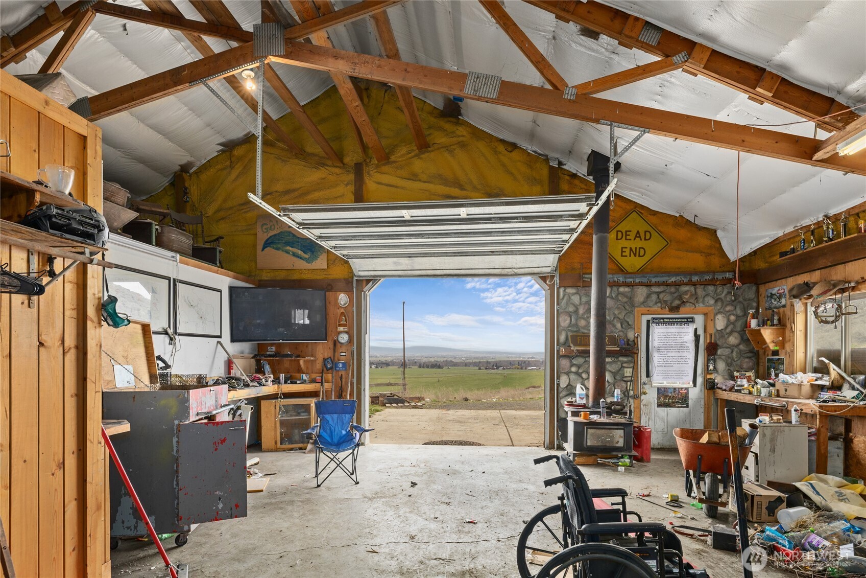 main property photo 19